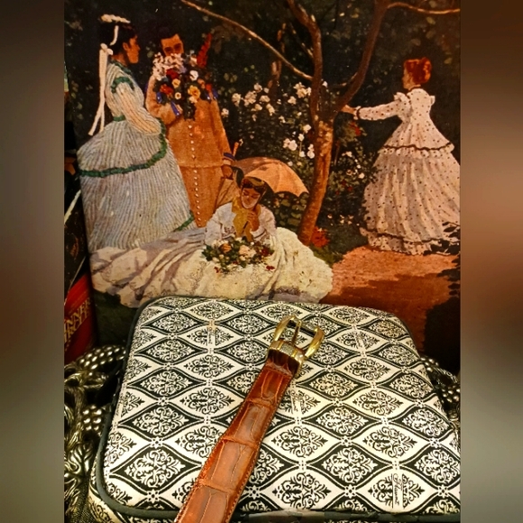 🐕ITALIAN EMBOSSED CROCO GRAIN BROWN LEATHER BELT,SIZE 34- 38 🐎 - Picture 1 of 5